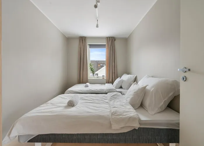 Luxury L Perfect For Large Groups L And Quiet